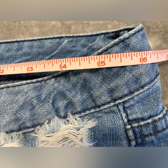 Well ripped with lace jeans - Picture 8 of 11